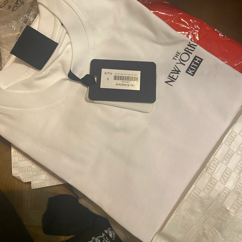 Kith for the New Yorker tee small